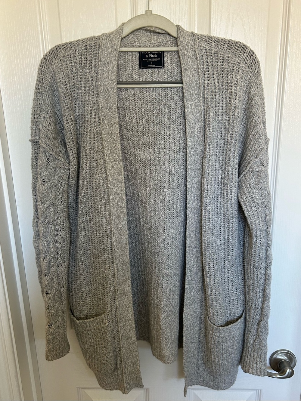 Abercrombie & Fitch Light Gray Open-Front Knit Cardigan